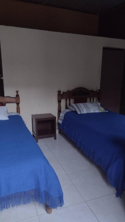 Hotel Valparaiso Ипиалес Екстериор снимка